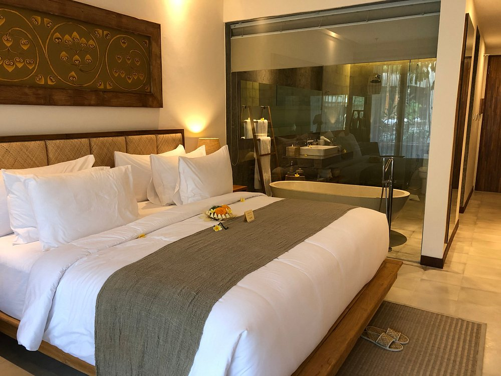 Honeymoon Package Suite